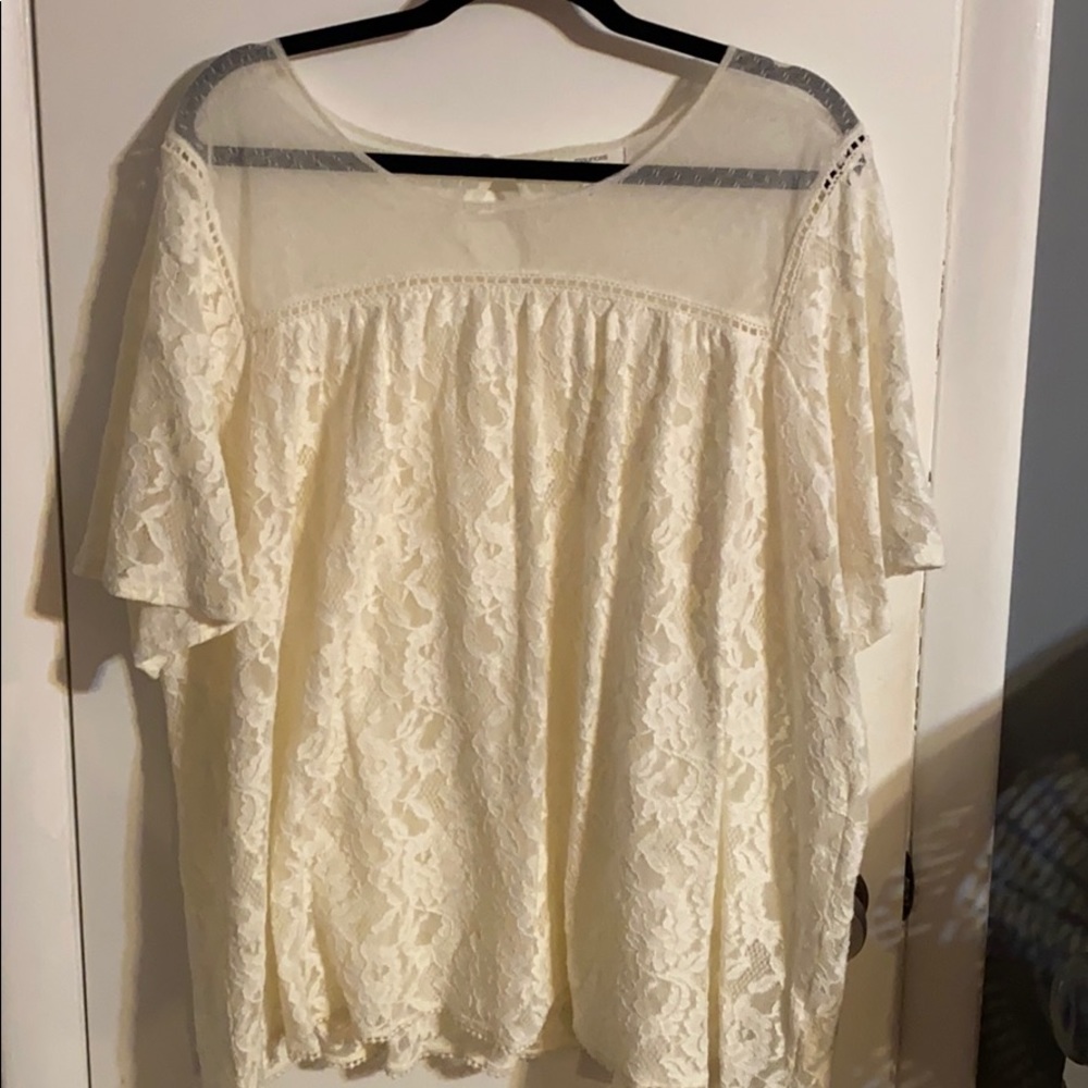 Maurices top
